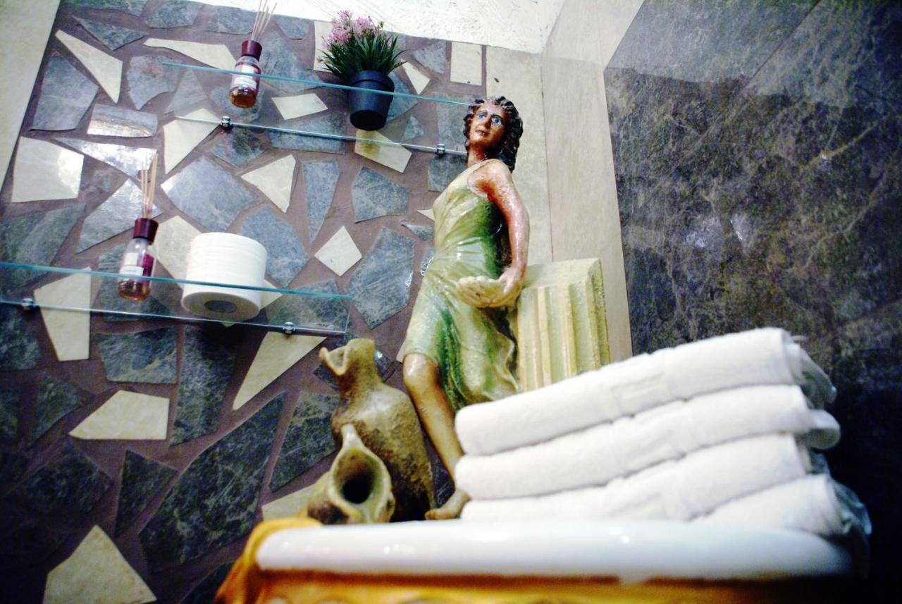 Gold Luxury Suite Home Roma Exterior foto